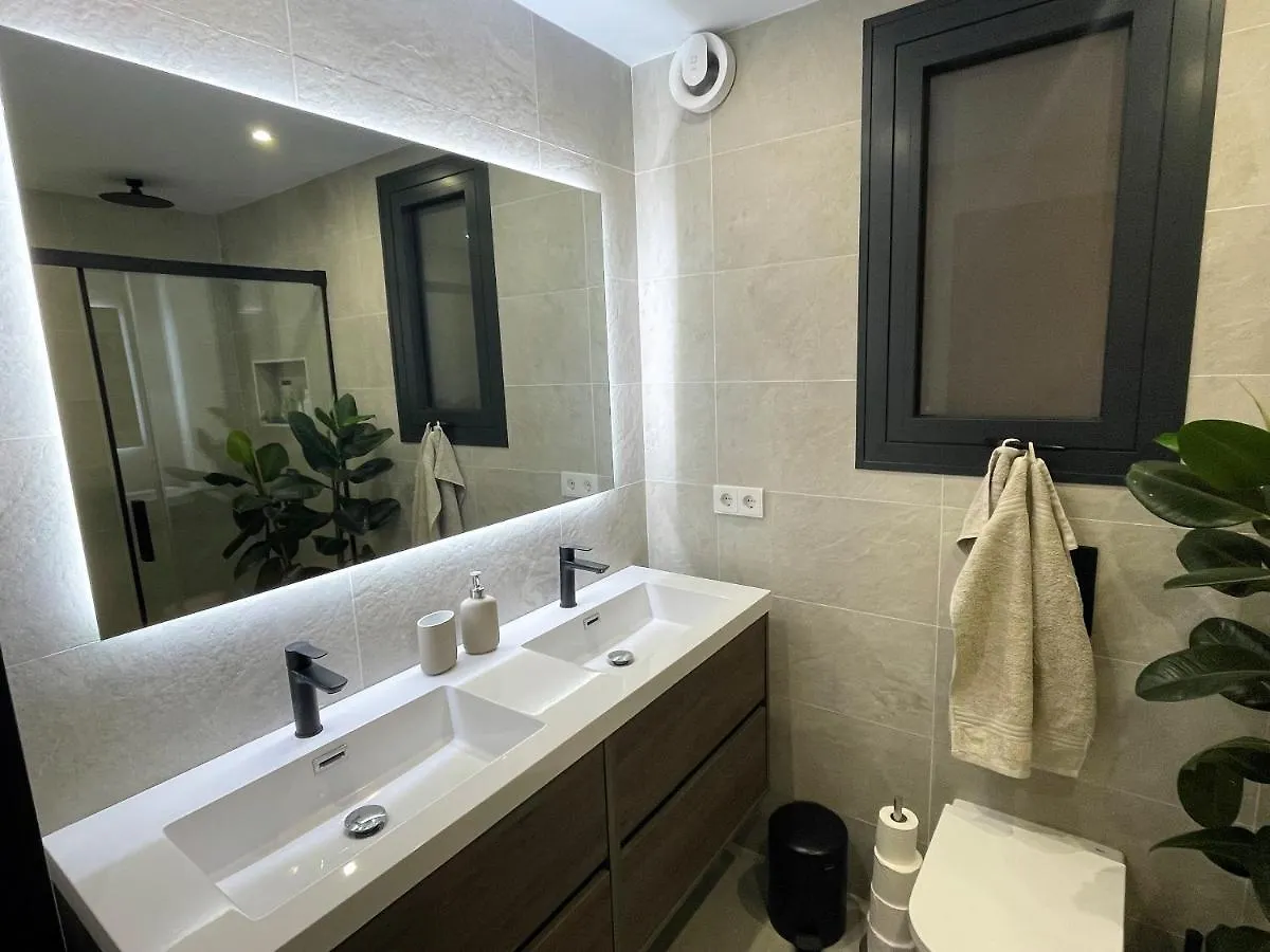 Villa Colina Del Mar - With Heated Pool & Luxurious View Near The Beach Nerja