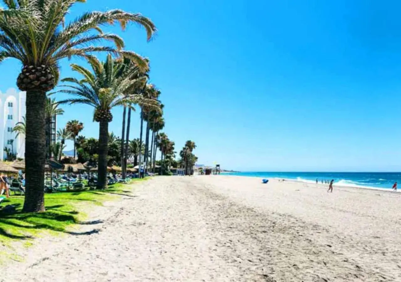 Villa Colina Del Mar - With Heated Pool & Luxurious View Near The Beach Nerja Ισπανία