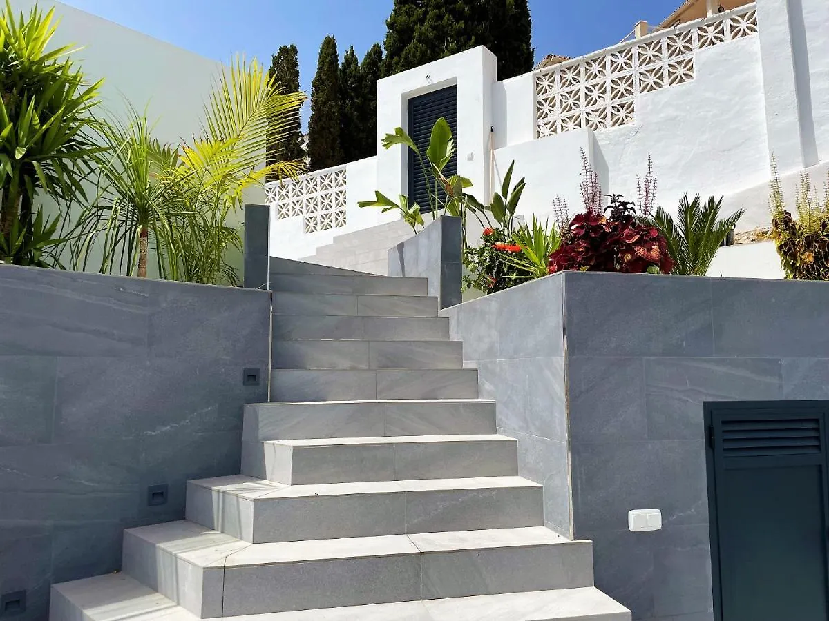 Villa Colina Del Mar - With Heated Pool & Luxurious View Near The Beach Нерха Испания