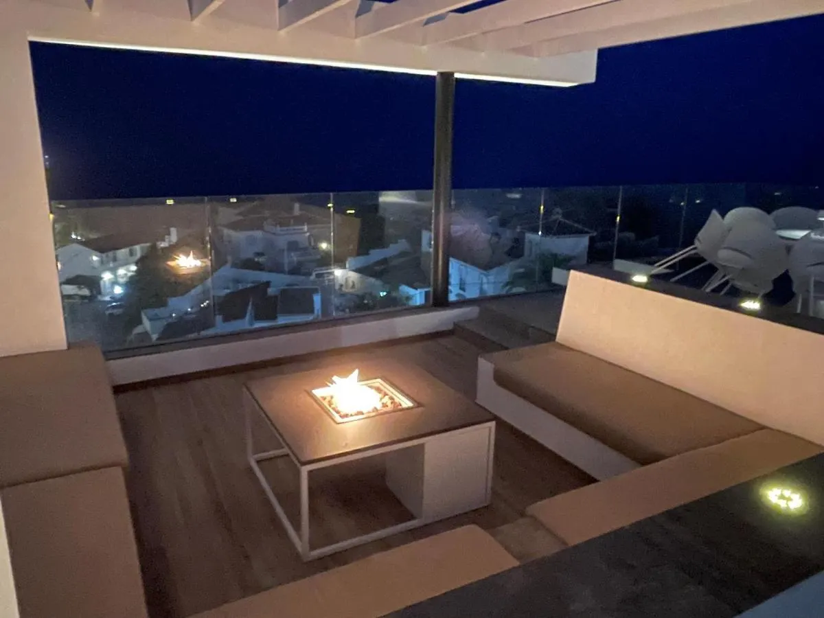 Villa Colina Del Mar - With Heated Pool & Luxurious View Near The Beach Нерха